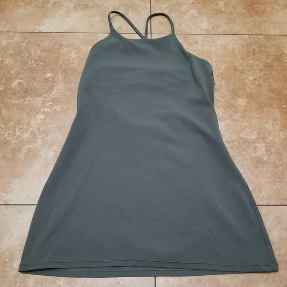 lululemon athletica Tops - Lululemon sun setter tank sz 6 dark forest